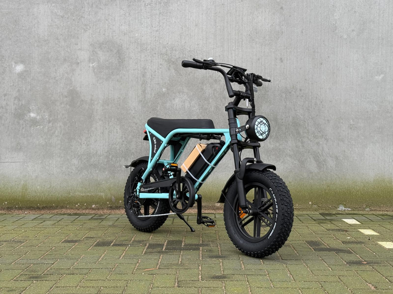 Mini Fatbike | C80 | Diverse kleuren | Vanaf 130 cm | NIEUW! - Motocyclette: photos 1 Mini Fatbike | C80 | Diverse kleuren | Vanaf 130 cm | NIEUW! - Motocyclette: photos 1