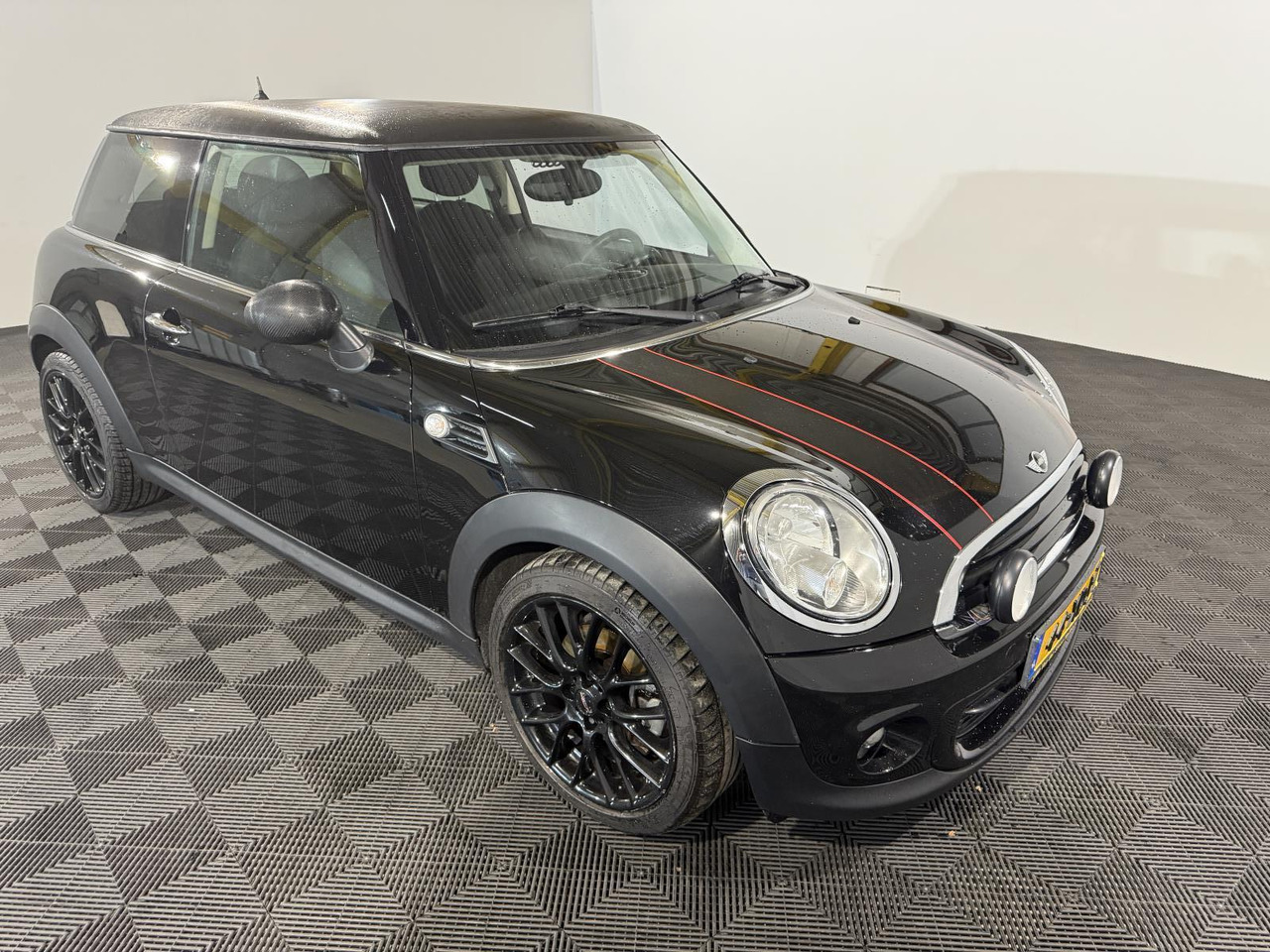 Mini | Mini | 1.6 One Business Line | 2012 | 173.357 km | 44XDJ7 | Logisch - Voiture à hayon: photos 3 Mini | Mini | 1.6 One Business Line | 2012 | 173.357 km | 44XDJ7 | Logisch - Voiture à hayon: photos 3