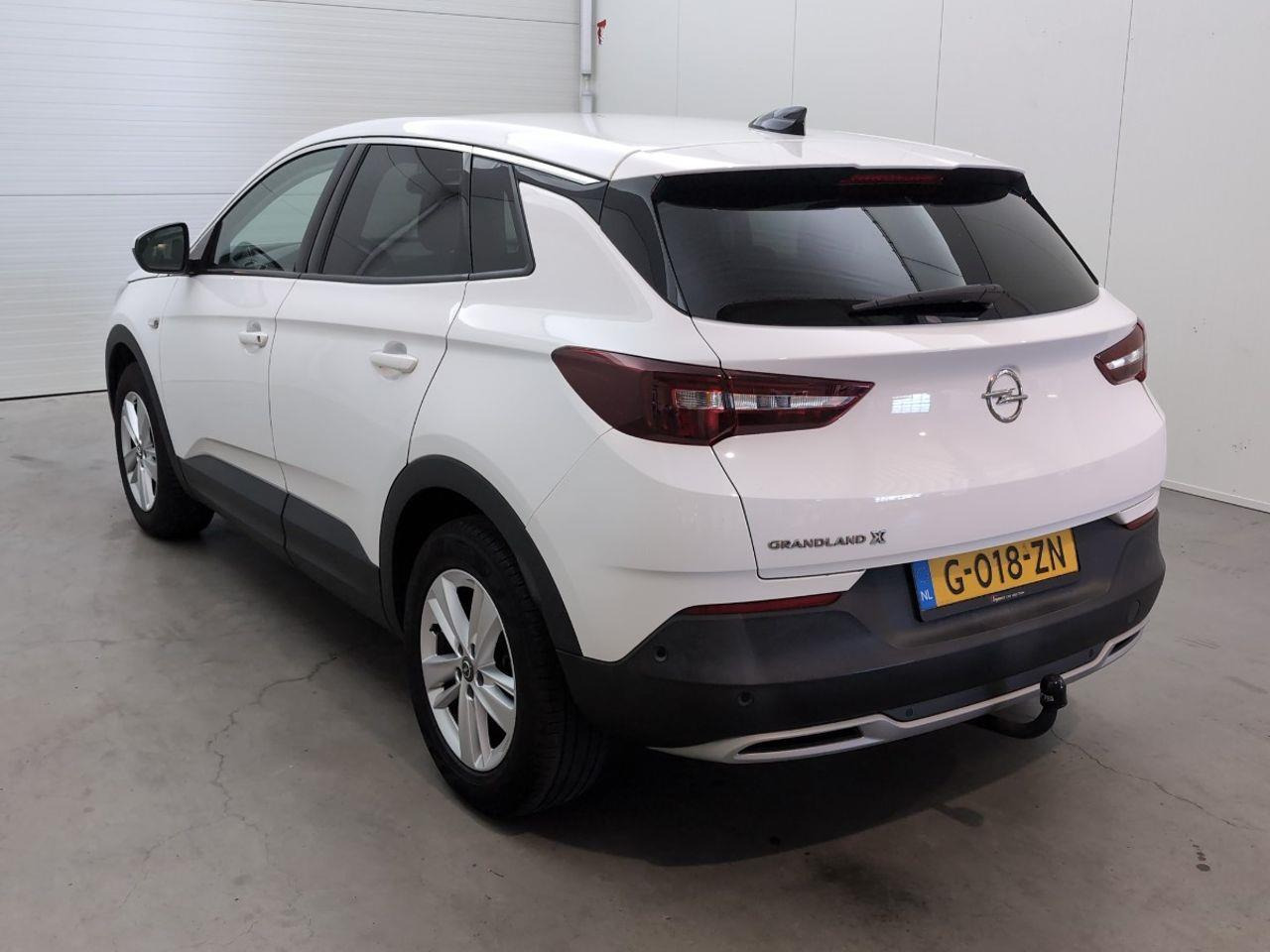 Opel Grandland X 1.2 Turbo Business Executive | 2020 | 195.958 km | Automaat | G018ZN | NAP: Logisch - SUV: photos 3 Opel Grandland X 1.2 Turbo Business Executive | 2020 | 195.958 km | Automaat | G018ZN | NAP: Logisch - SUV: photos 3