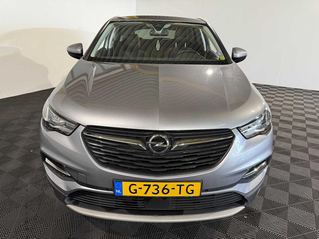 Opel Grandland X 1.2 Turbo Business Executive G-736-TG 200.645 km - Voiture: photos 2 Opel Grandland X 1.2 Turbo Business Executive G-736-TG 200.645 km - Voiture: photos 2