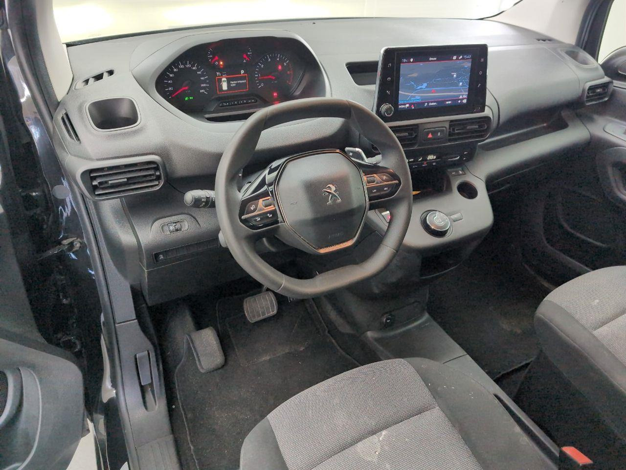 Peugeot Partner 1.5 BlueHDI Asphalt | 2019 | 141.887 km | Automaat | V338ZD | NAP: Logisch - Fourgonnette: photos 5 Peugeot Partner 1.5 BlueHDI Asphalt | 2019 | 141.887 km | Automaat | V338ZD | NAP: Logisch - Fourgonnette: photos 5