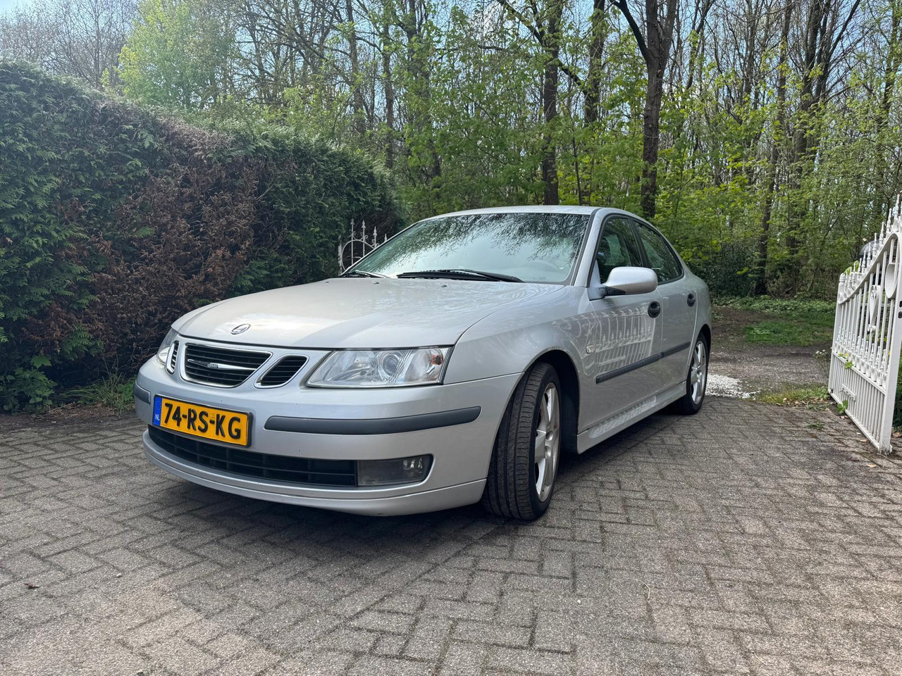 Saab 9-3 1.8T Arc Sport Sedan 74-RS-KG 277.020 km - Voiture: photos 1 Saab 9-3 1.8T Arc Sport Sedan 74-RS-KG 277.020 km - Voiture: photos 1