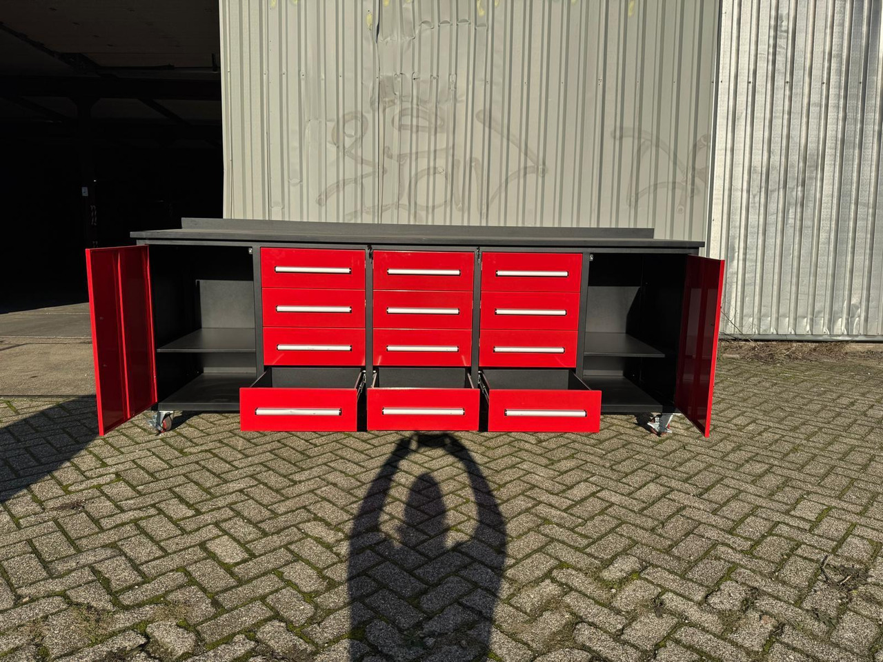 StahlWorks 10FT-12D-2-01C Gereedschapswand met 12 Lades en 2 Deuren (Nieuw) - Équipement de garage: photos 2 StahlWorks 10FT-12D-2-01C Gereedschapswand met 12 Lades en 2 Deuren (Nieuw) - Équipement de garage: photos 2
