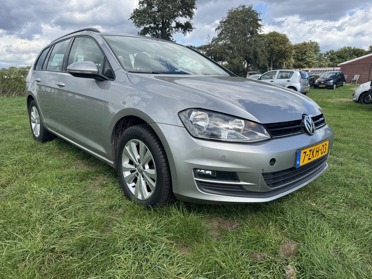 Volkswagen | Golf Variant | 1.2 TSI Comfortline Automaat | 2015 | 251.311 km | 7ZKH03 | Logisch - Voiture: photos 3 Volkswagen | Golf Variant | 1.2 TSI Comfortline Automaat | 2015 | 251.311 km | 7ZKH03 | Logisch - Voiture: photos 3