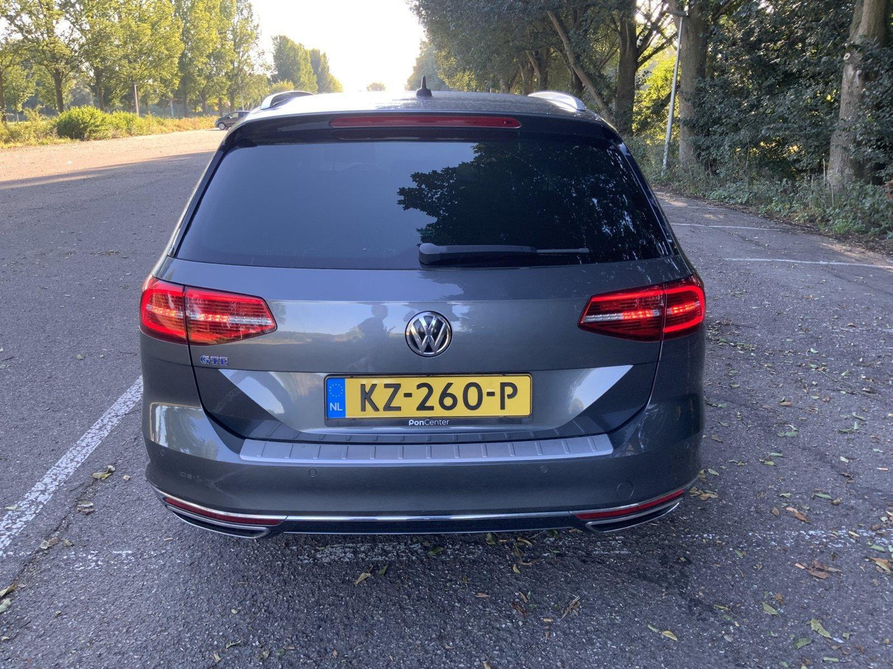 Volkswagen | Passat Variant | 1.4 TSI GTE Connected Series Plus | 2016 | 140.157 km | KZ260P | Logisch - Voiture: photos 3 Volkswagen | Passat Variant | 1.4 TSI GTE Connected Series Plus | 2016 | 140.157 km | KZ260P | Logisch - Voiture: photos 3