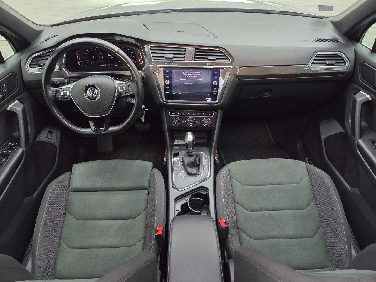 Volkswagen Tiguan 1.5 TSI ACT Highline Business R | 2019 | 192.911 km | Automaat | ZS065S | NAP: Logisch - SUV: photos 5 Volkswagen Tiguan 1.5 TSI ACT Highline Business R | 2019 | 192.911 km | Automaat | ZS065S | NAP: Logisch - SUV: photos 5