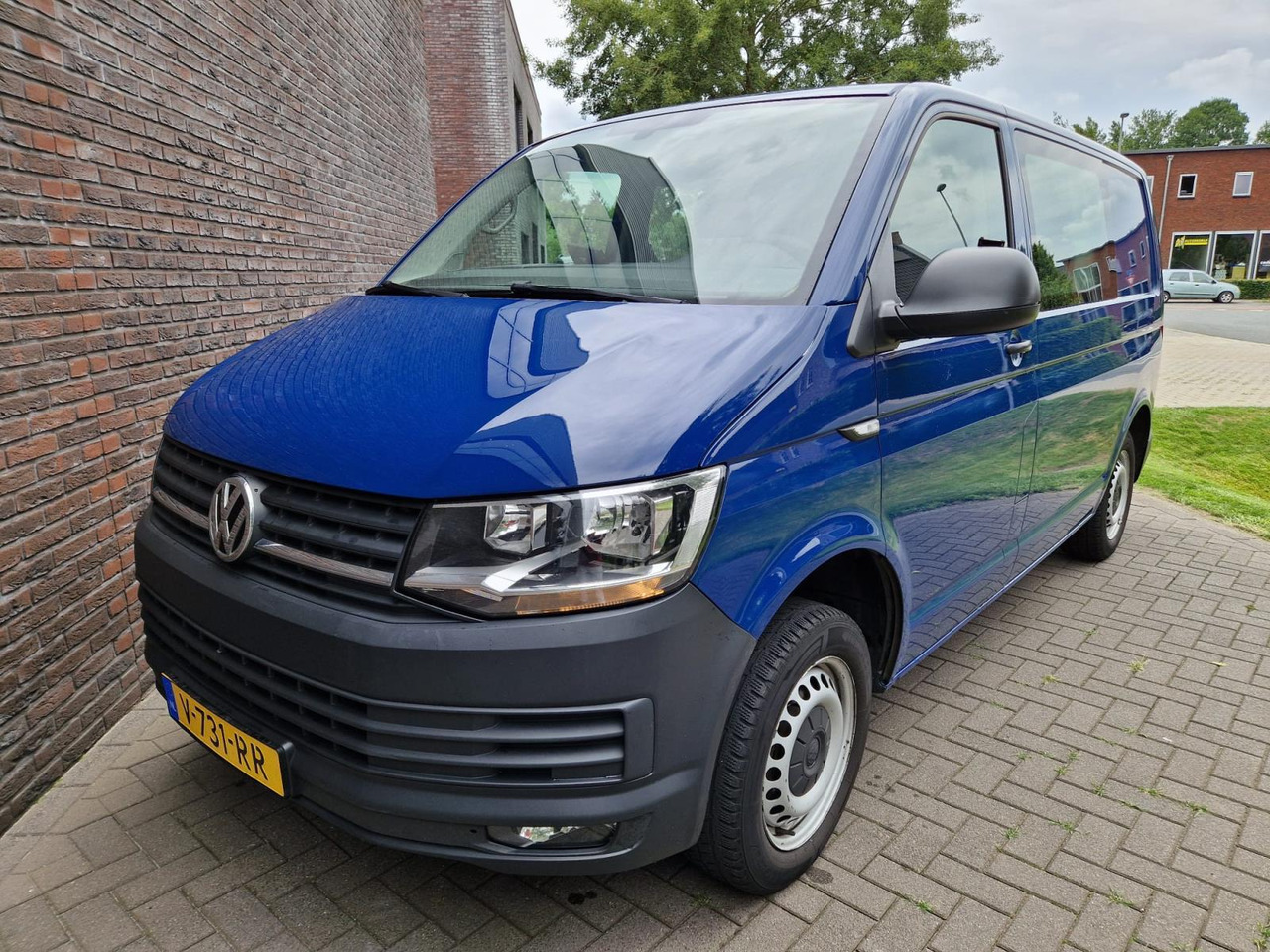 Volkswagen | Transporter | 2.0 TDI L1H2 Highline | 2018 | 251.292 km | V731RR | Logisch - Utilitaire double cabine: photos 1 Volkswagen | Transporter | 2.0 TDI L1H2 Highline | 2018 | 251.292 km | V731RR | Logisch - Utilitaire double cabine: photos 1