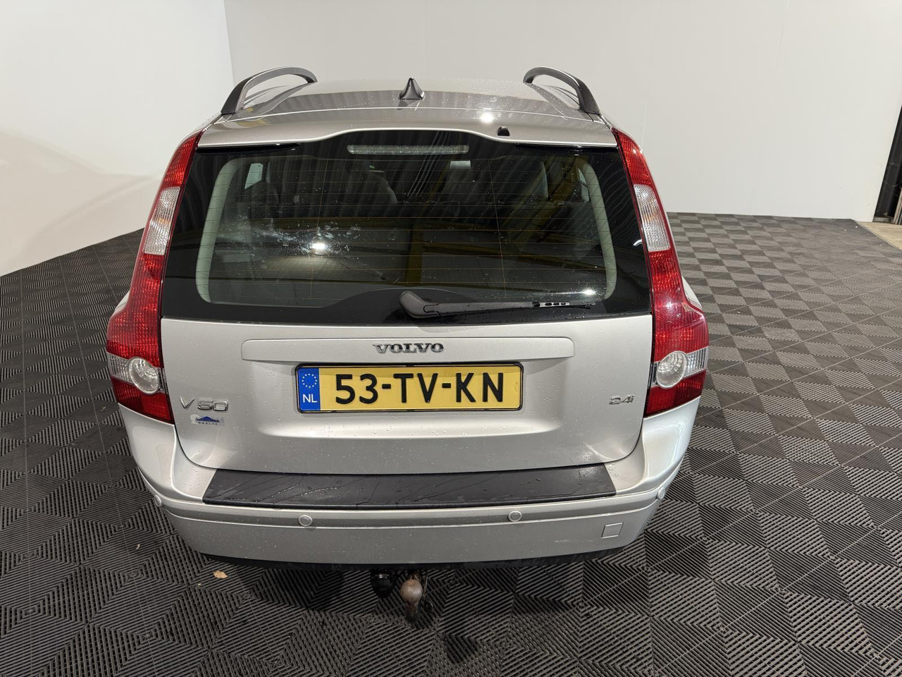 Volvo | V50 | 2.4i Kinetic | 2007 | 281.648 km | 53TVKN | Logisch - Voiture: photos 2 Volvo | V50 | 2.4i Kinetic | 2007 | 281.648 km | 53TVKN | Logisch - Voiture: photos 2