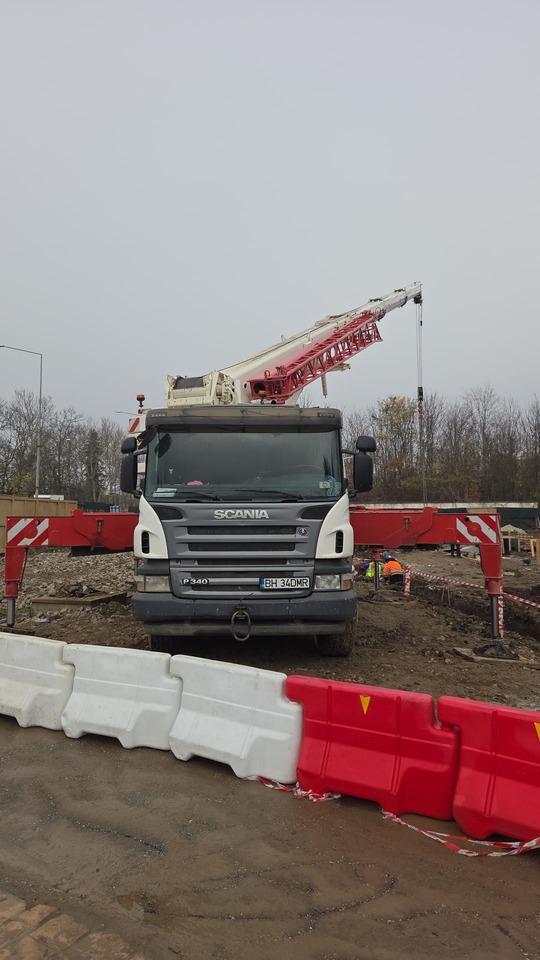 LIEBHERR LTF1035 - Grue mobile: photos 4 LIEBHERR LTF1035 - Grue mobile: photos 4