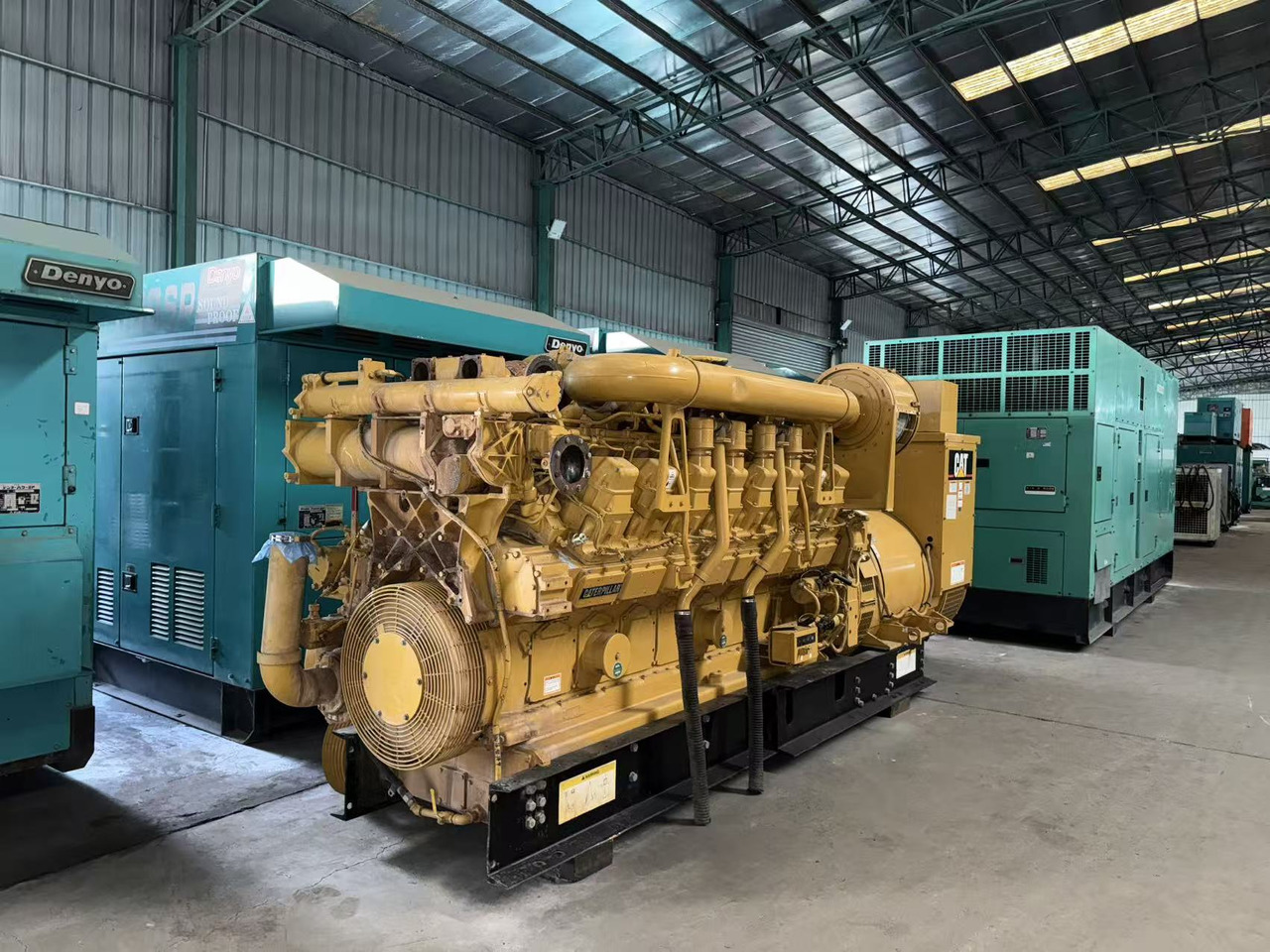 CATPILLAR 2200F 3516 - Outil/ Équipement: photos 3 CATPILLAR 2200F 3516 - Outil/ Équipement: photos 3