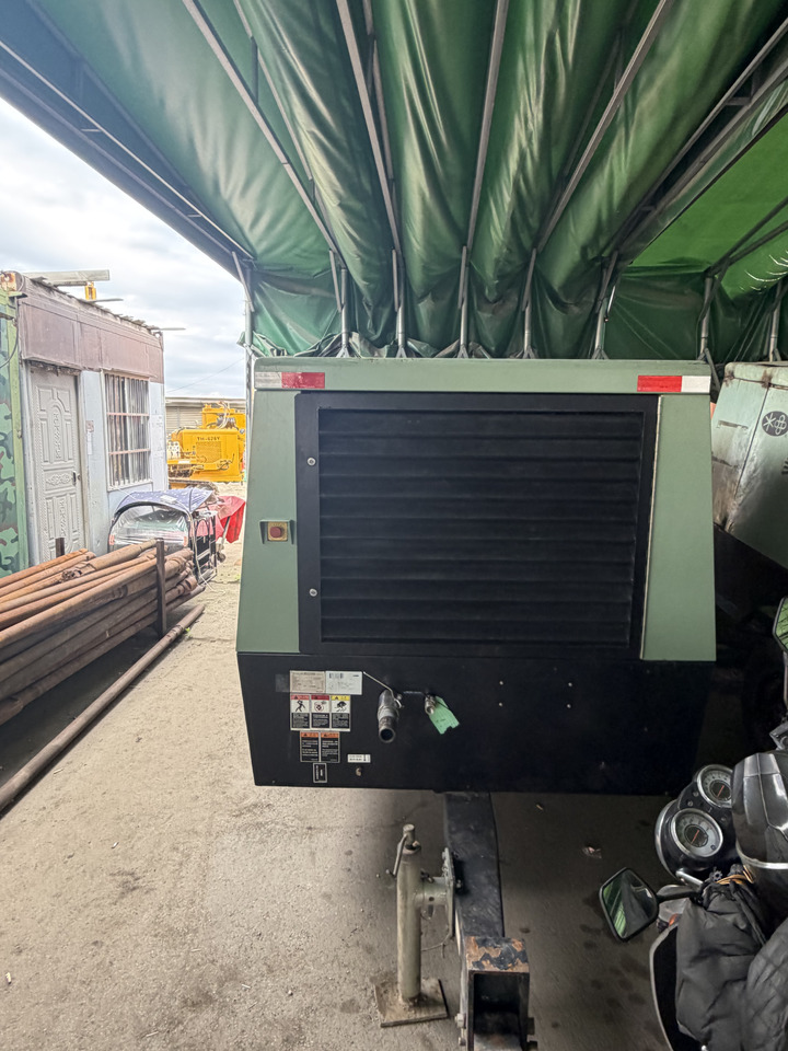 SULLAIR 550RH - Outil/ Équipement: photos 4 SULLAIR 550RH - Outil/ Équipement: photos 4