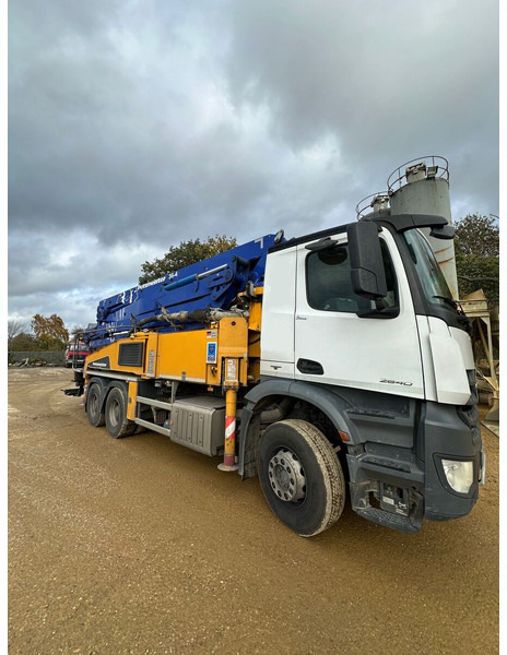Mercedes-Benz Actros - Pompe à béton stationnaire: photos 2 Mercedes-Benz Actros - Pompe à béton stationnaire: photos 2