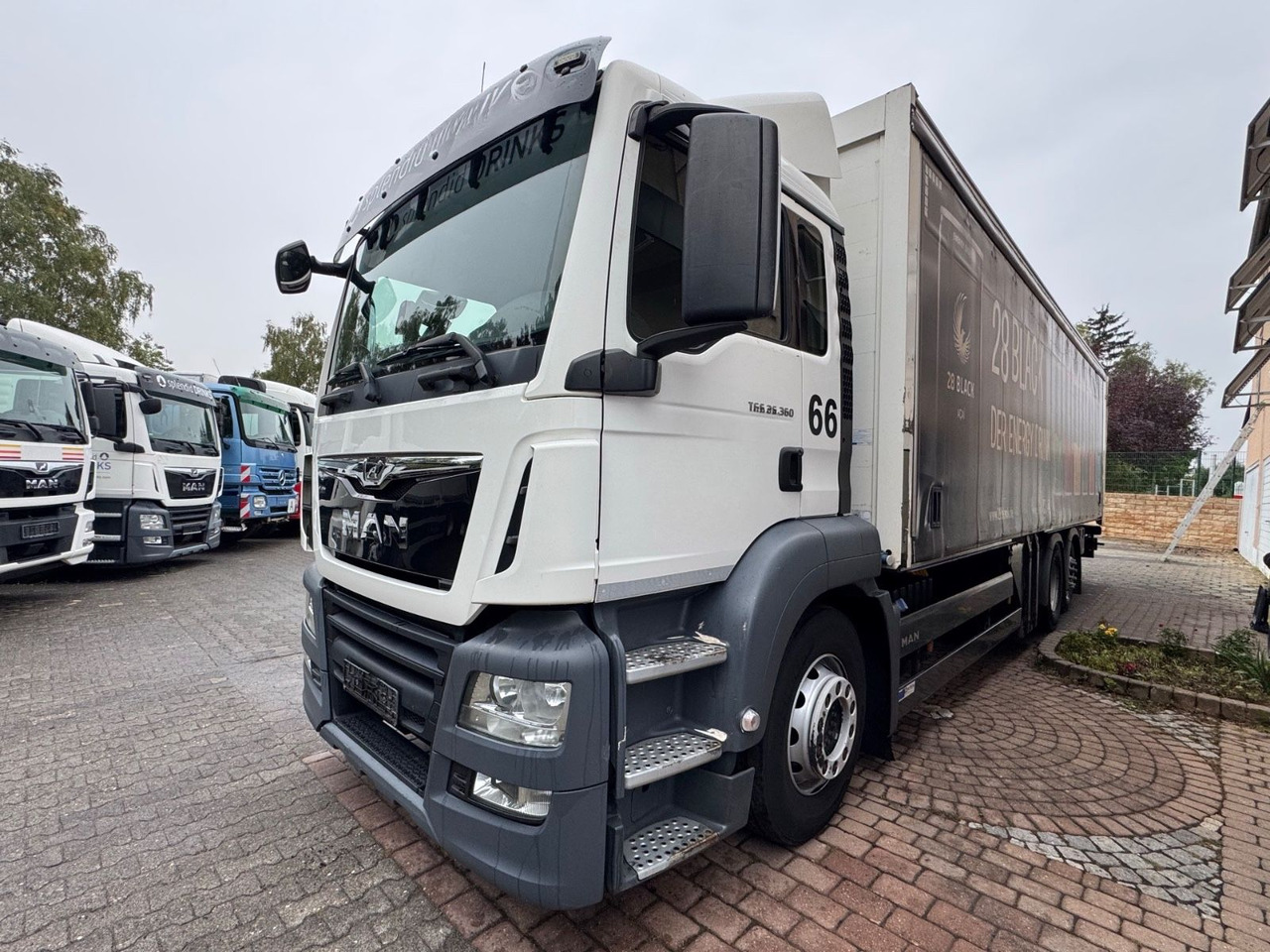 MAN TGS 26.360/LBW/Lenk-Lift/AHK/Voll-Luft - Camion pour le transport de boissons: photos 3 MAN TGS 26.360/LBW/Lenk-Lift/AHK/Voll-Luft - Camion pour le transport de boissons: photos 3