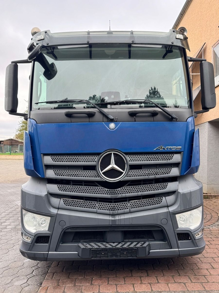 Mercedes-Benz 2548/Lenk-Lift/Retarder/Top-Zustand - Camion à rideaux coulissants: photos 2 Mercedes-Benz 2548/Lenk-Lift/Retarder/Top-Zustand - Camion à rideaux coulissants: photos 2