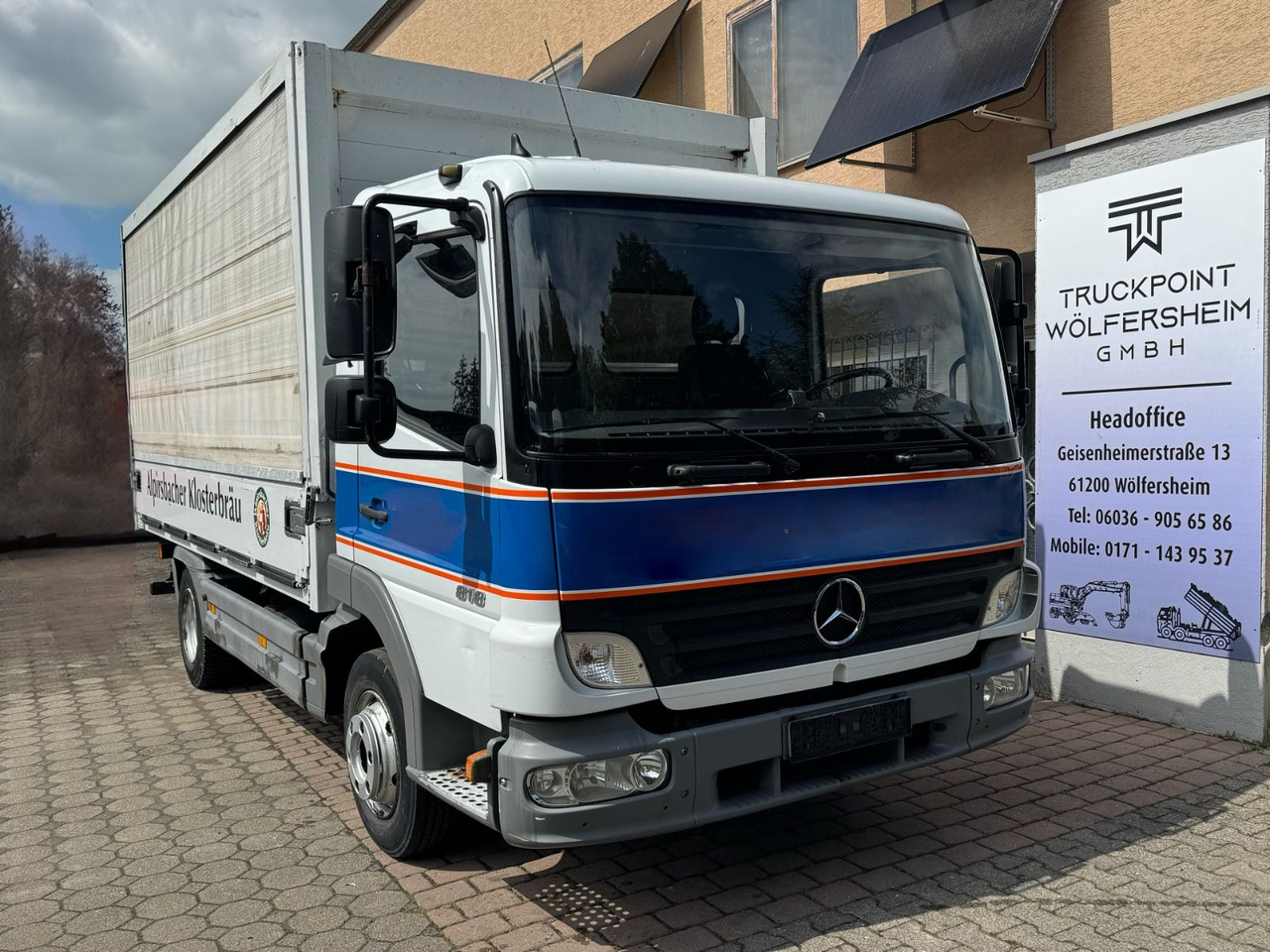 Mercedes-Benz Atego 818/Roll-Plane/Tüv-Neu/1xAHK-Maul/ - Camion pour le transport de boissons: photos 1 Mercedes-Benz Atego 818/Roll-Plane/Tüv-Neu/1xAHK-Maul/ - Camion pour le transport de boissons: photos 1