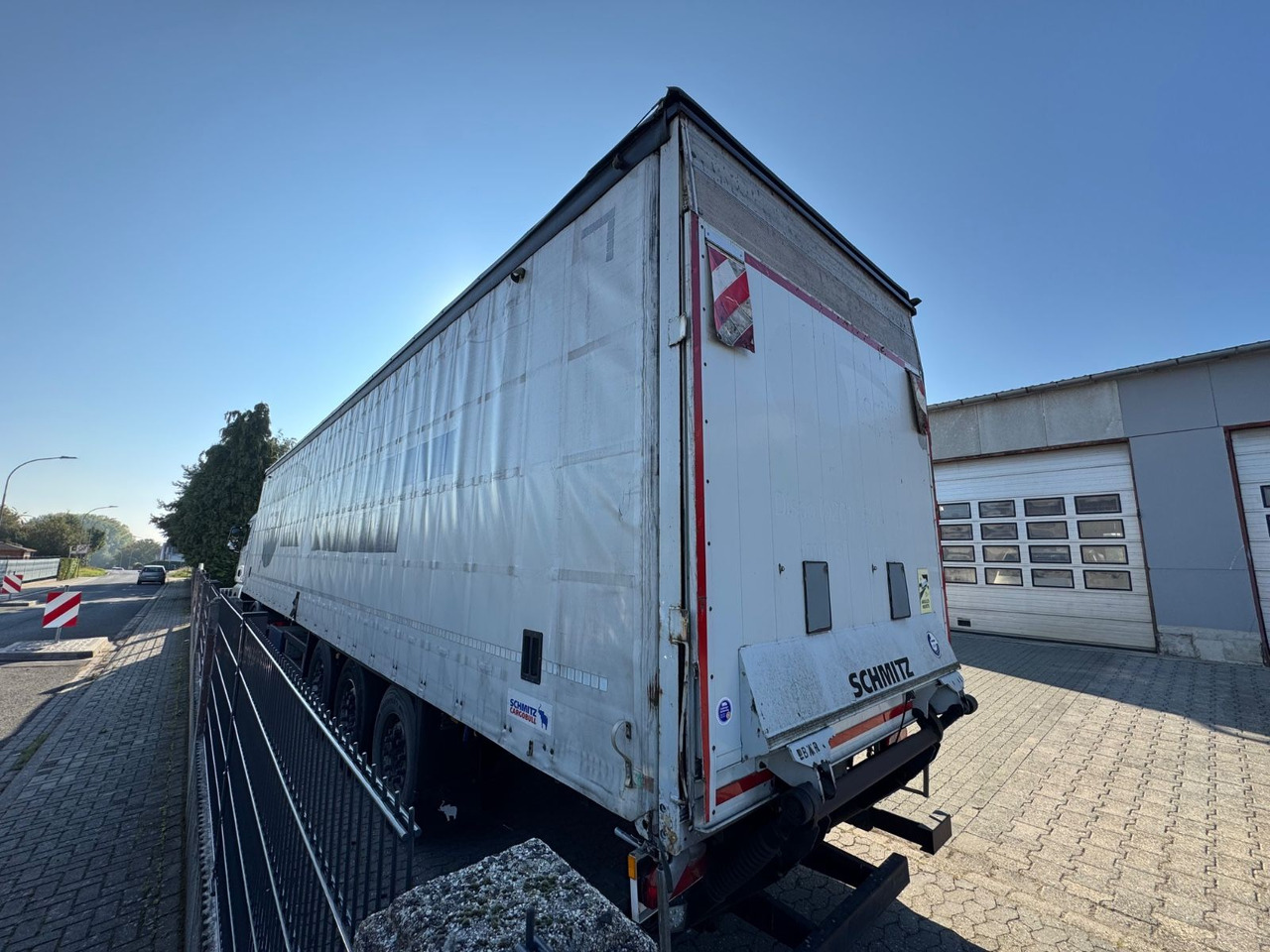 Schmitz Cargobull SCS24/L//LBW/Lift-Achse/2in1-Speed-Curtain - Semi-remorque rideaux coulissants: photos 5 Schmitz Cargobull SCS24/L//LBW/Lift-Achse/2in1-Speed-Curtain - Semi-remorque rideaux coulissants: photos 5