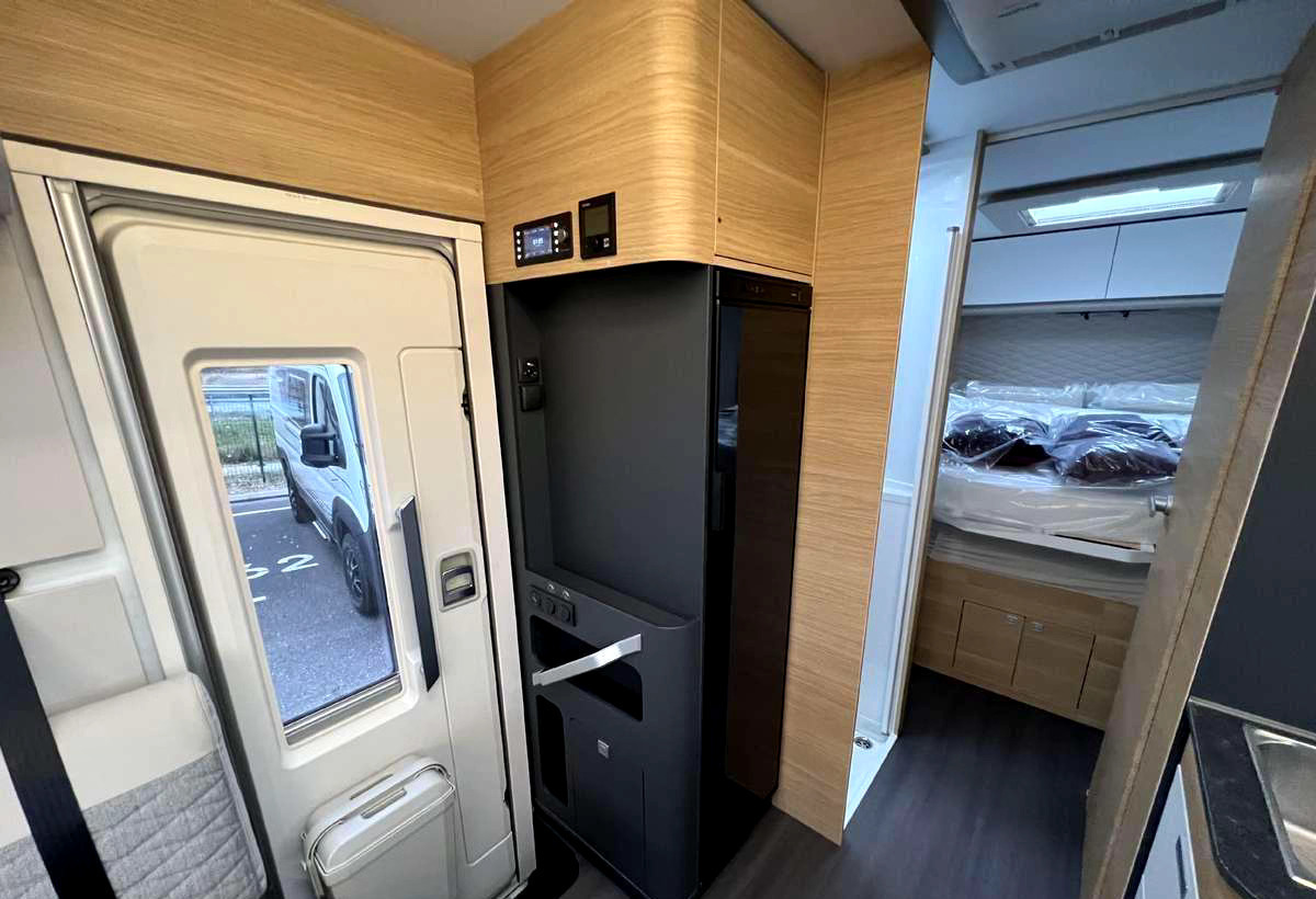 ADRIA Sonic 700DC - Camping-car intégral: photos 5 ADRIA Sonic 700DC - Camping-car intégral: photos 5