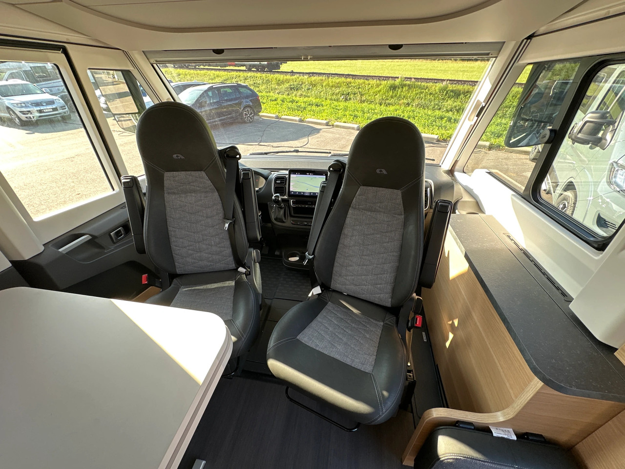 ADRIA Sonic Plus 600 SL - Camping-car intégral: photos 4 ADRIA Sonic Plus 600 SL - Camping-car intégral: photos 4