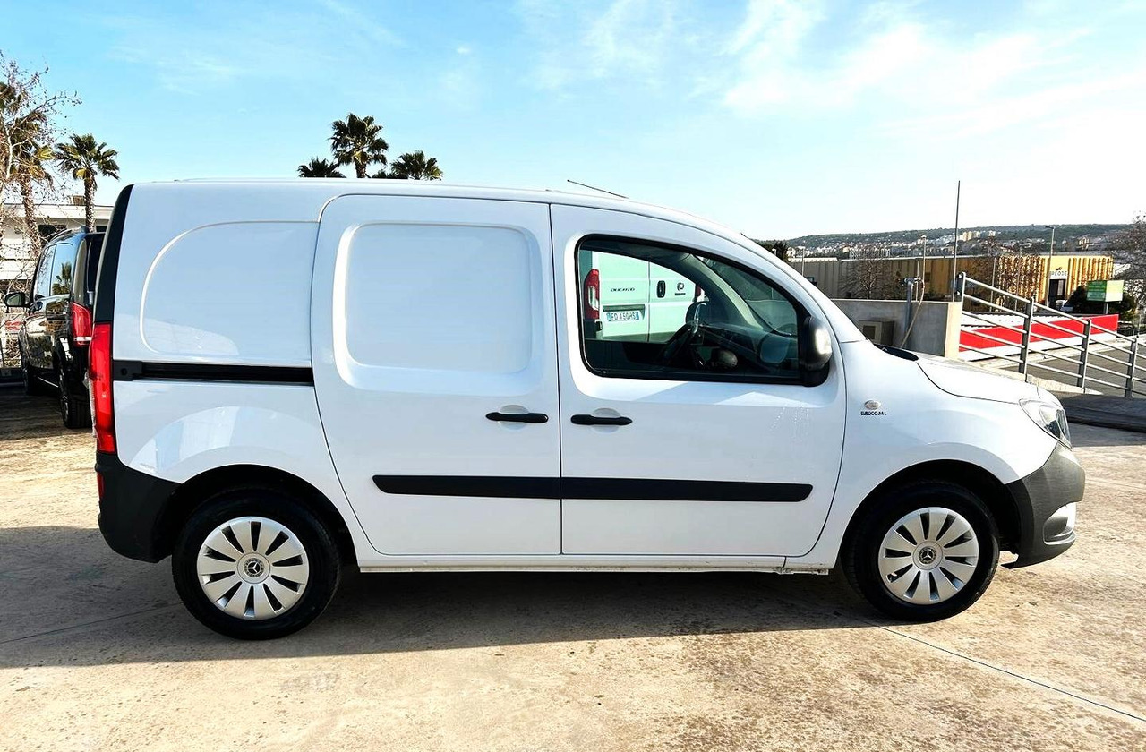 Mercedes Benz Citan 111 cdi Long 3 posti - Fourgonnette: photos 3 Mercedes Benz Citan 111 cdi Long 3 posti - Fourgonnette: photos 3