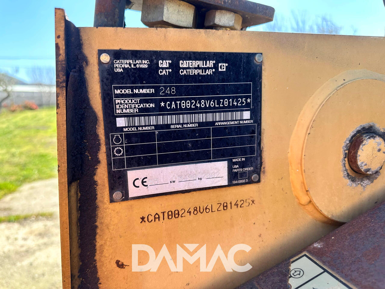 CAT 248 - Mini chargeuse: photos 5 CAT 248 - Mini chargeuse: photos 5