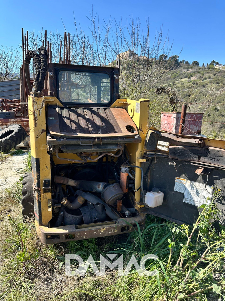 CAT 248 - Mini chargeuse: photos 3 CAT 248 - Mini chargeuse: photos 3