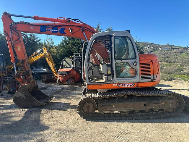 Fiat KOBELCO E115SR - Pelle: photos 2 Fiat KOBELCO E115SR - Pelle: photos 2