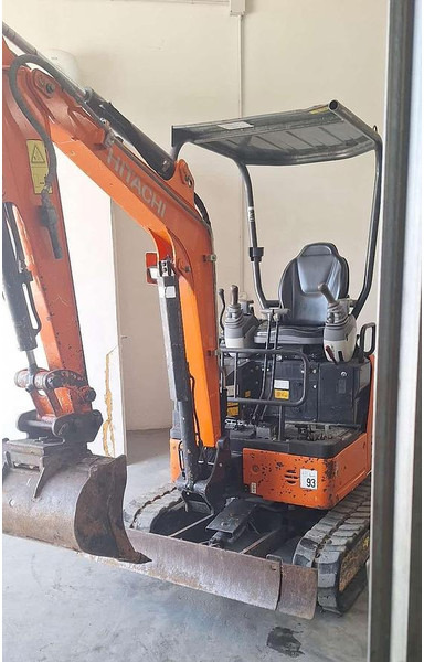 Hitachi ZX19U - Mini pelle: photos 2 Hitachi ZX19U - Mini pelle: photos 2