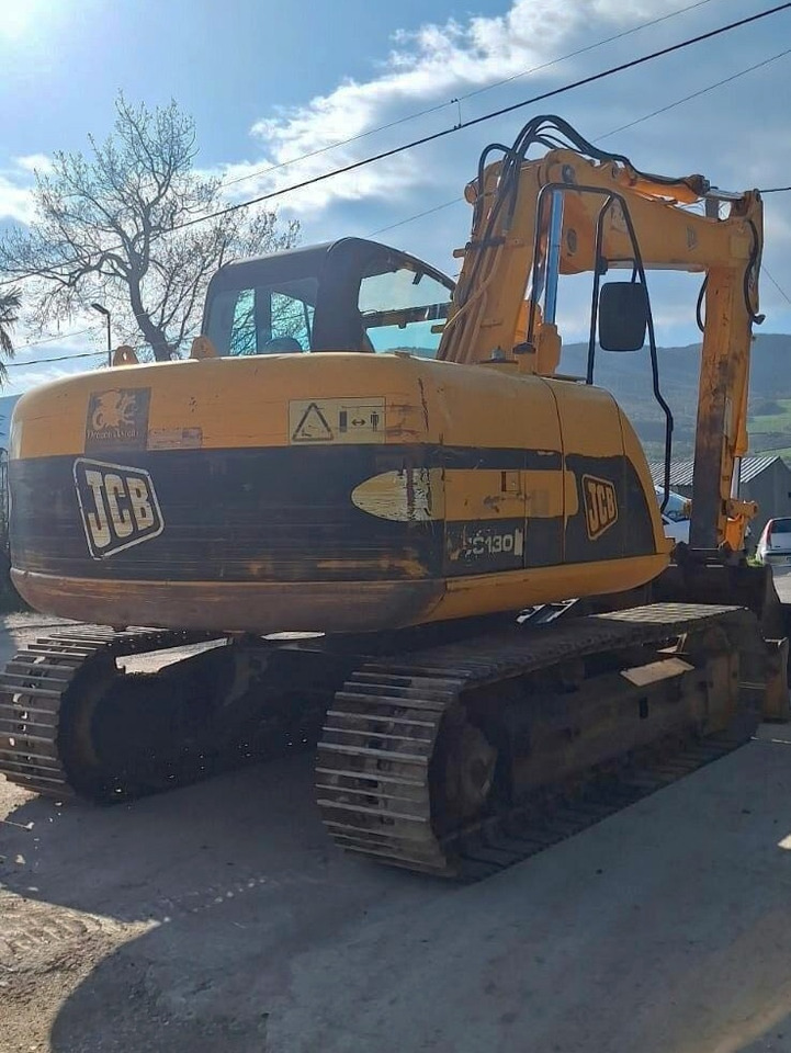 JCB JS130 - Pelle sur chenille: photos 5 JCB JS130 - Pelle sur chenille: photos 5