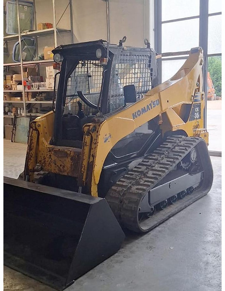 Komatsu CK35 - Chargeuse compacte sur chenilles: photos 3 Komatsu CK35 - Chargeuse compacte sur chenilles: photos 3