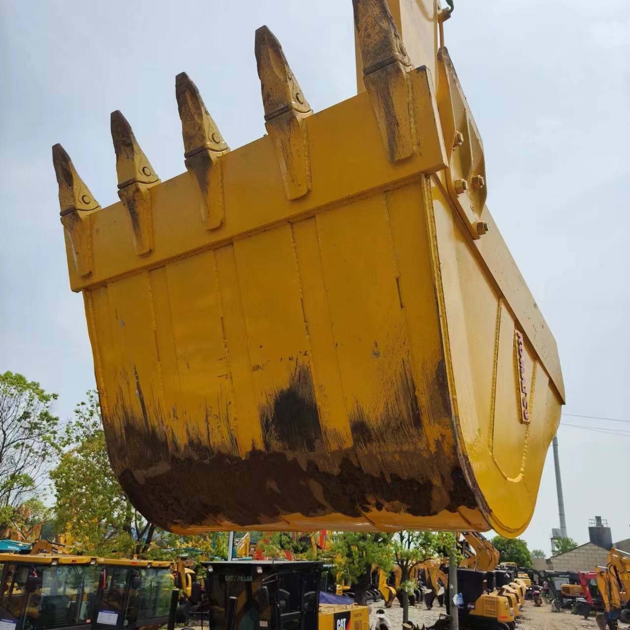 CATERPILLAR 323D2L - Pelle sur chenille: photos 5 CATERPILLAR 323D2L - Pelle sur chenille: photos 5