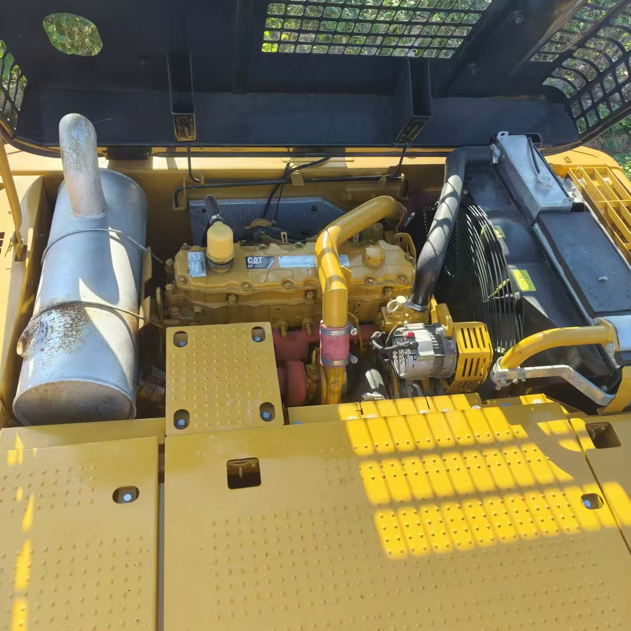 CATERPILLAR 324D - Pelle sur chenille: photos 3 CATERPILLAR 324D - Pelle sur chenille: photos 3