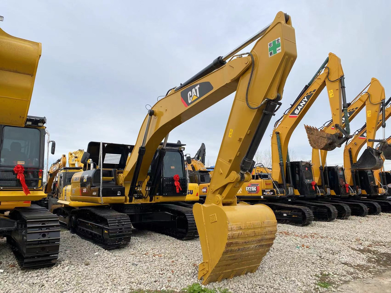 Pelle sur chenille CATERPILLAR 329D: photos 13