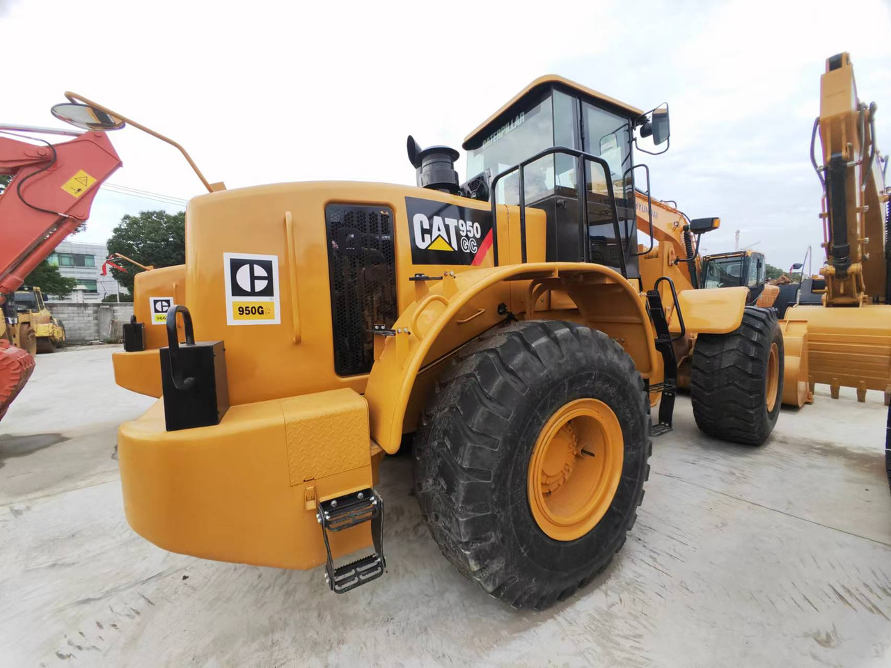 CATERPILLAR 950G - Chargeuse sur pneus: photos 2 CATERPILLAR 950G - Chargeuse sur pneus: photos 2