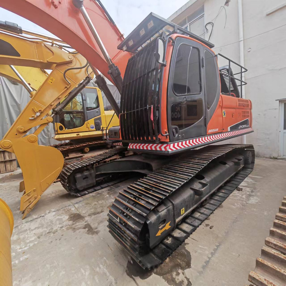 DOOSAN DX300 - Pelle sur chenille: photos 5 DOOSAN DX300 - Pelle sur chenille: photos 5