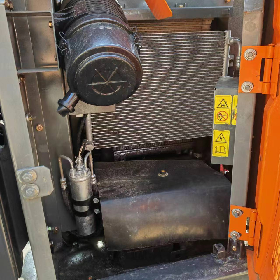 HITACHI ZX60 - Mini pelle: photos 5 HITACHI ZX60 - Mini pelle: photos 5