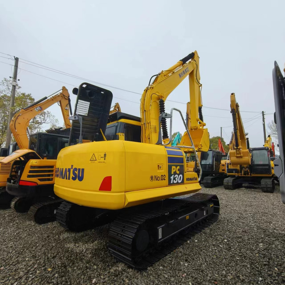 KOMATSU PC130-7 - Pelle sur chenille: photos 4 KOMATSU PC130-7 - Pelle sur chenille: photos 4