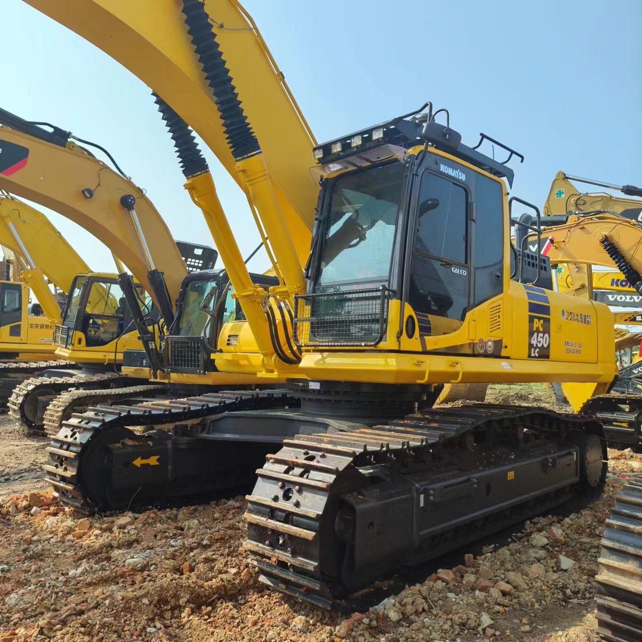 KOMATSU PC450 - Pelle sur chenille: photos 3 KOMATSU PC450 - Pelle sur chenille: photos 3