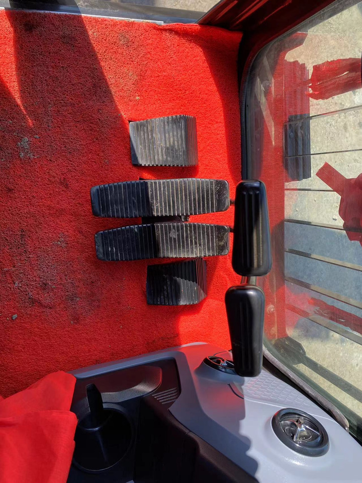 Pelle sur chenille SANY SY155: photos 9 Pelle sur chenille SANY SY155: photos 9