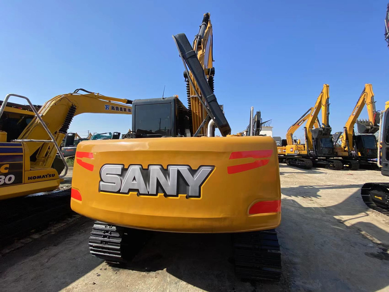 Pelle sur chenille SANY SY155: photos 7 Pelle sur chenille SANY SY155: photos 7