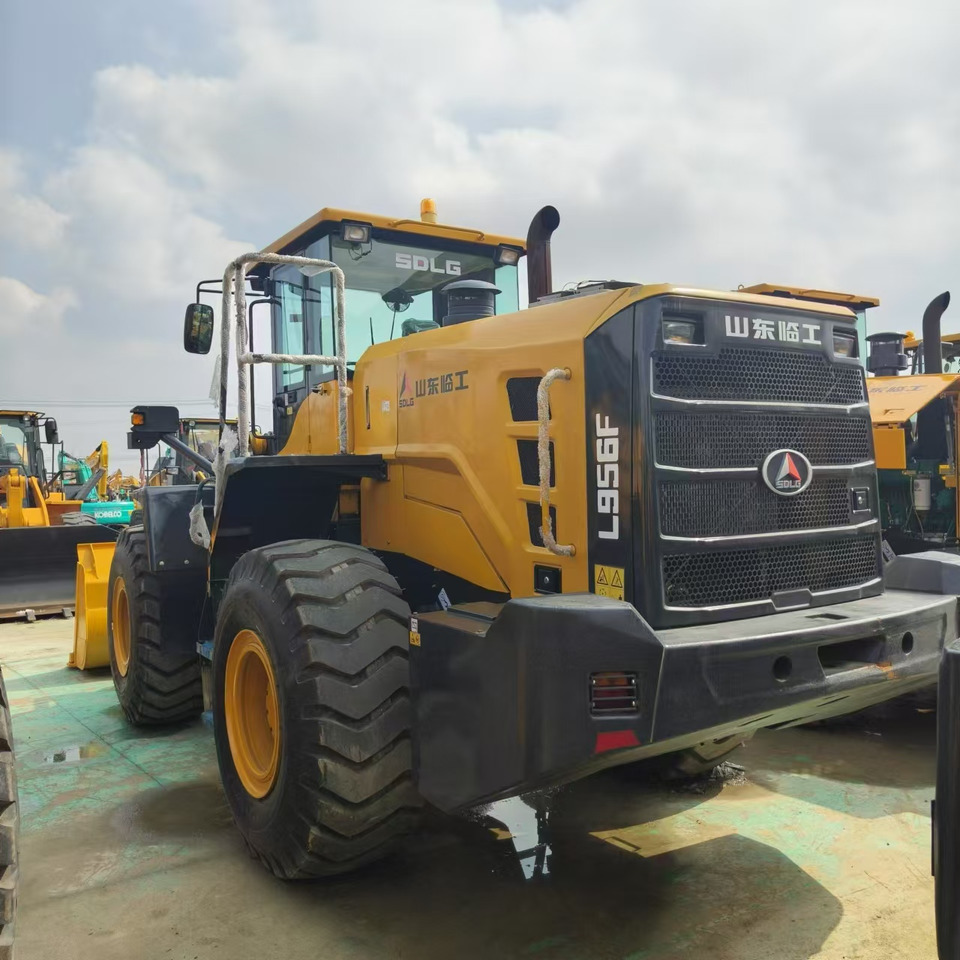 SDLG L956F - Chargeuse sur pneus: photos 5 SDLG L956F - Chargeuse sur pneus: photos 5