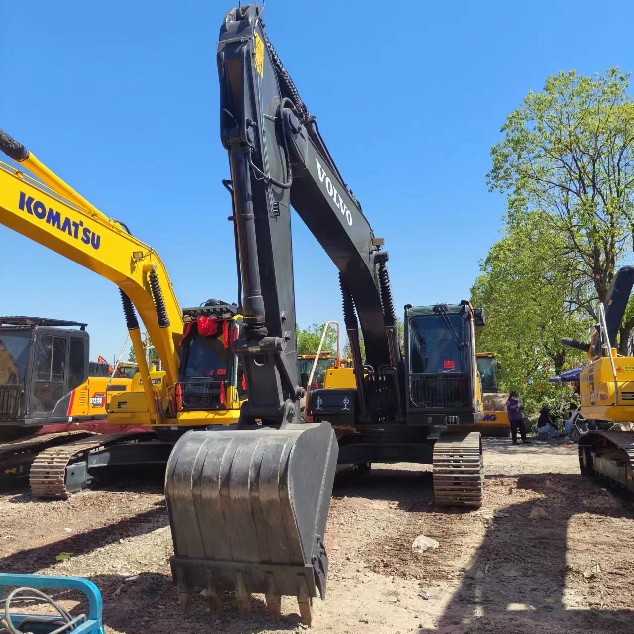 VOLVO EC210 - Pelle sur chenille: photos 2 VOLVO EC210 - Pelle sur chenille: photos 2