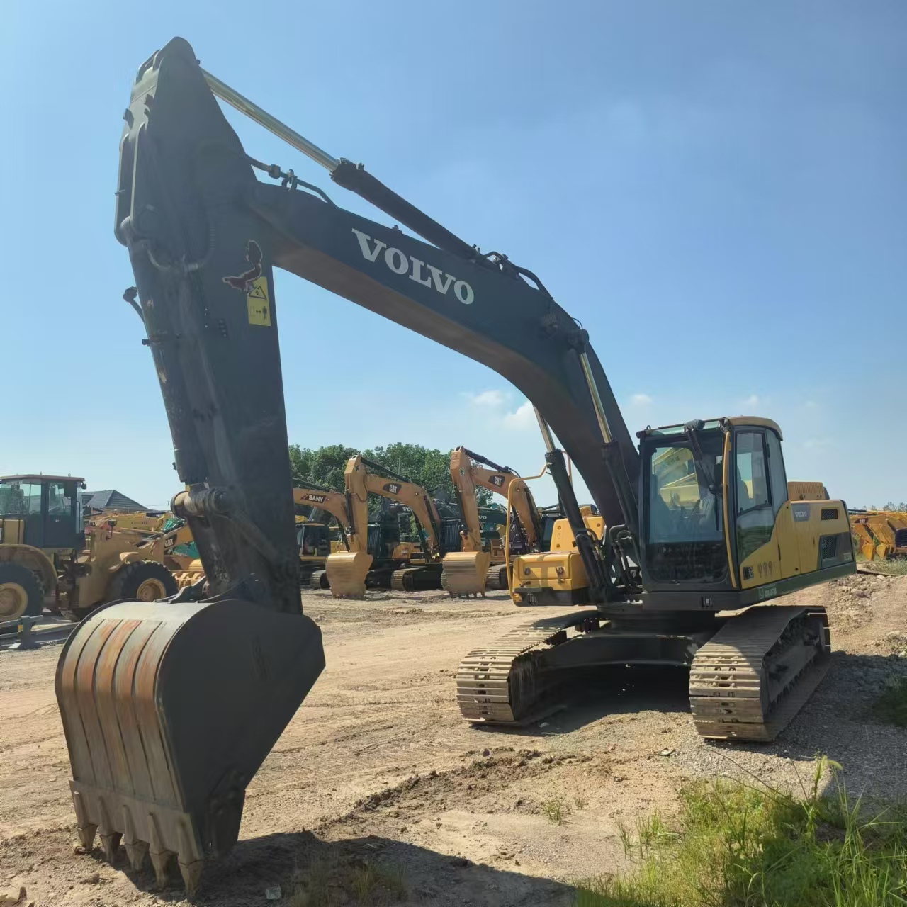 VOLVO EC250 - Pelle sur chenille: photos 3 VOLVO EC250 - Pelle sur chenille: photos 3