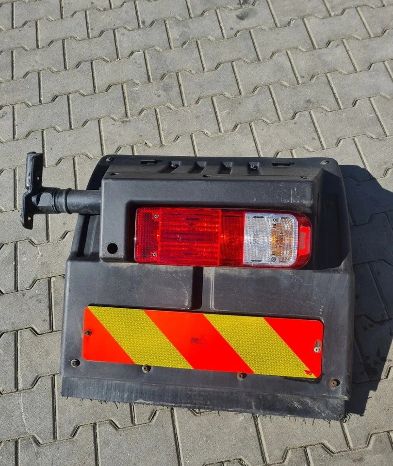 BŁOTNIK KOMPLETNY PRAWY TYŁ LAMPA CHLAPACZ MOCOWANIE FORD F-MAX CARGO - Aile: photos 1 BŁOTNIK KOMPLETNY PRAWY TYŁ LAMPA CHLAPACZ MOCOWANIE FORD F-MAX CARGO - Aile: photos 1