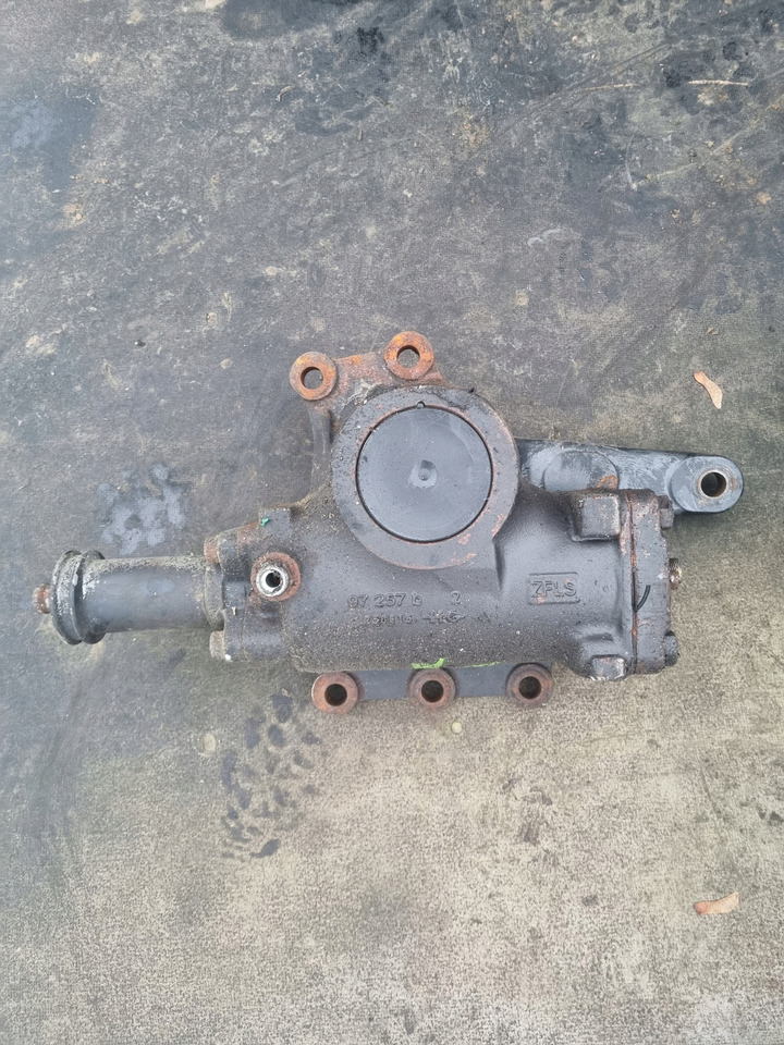 BOSCH KOLUMNA PRZEKŁADNIA KIEROWNICZA VOLVO FH 4 RENAULT GAMA RANGE T BOSCH ZF - Boîtier de direction pour Camion: photos 1 BOSCH KOLUMNA PRZEKŁADNIA KIEROWNICZA VOLVO FH 4 RENAULT GAMA RANGE T BOSCH ZF - Boîtier de direction pour Camion: photos 1