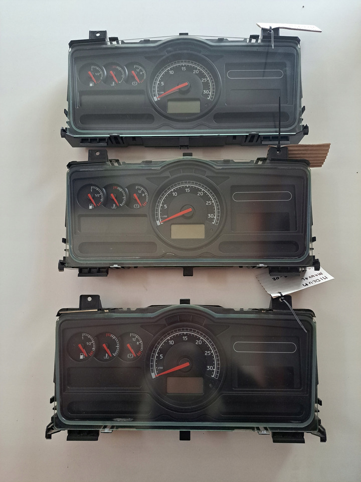 CONTINENTAL ZEGARY LICZNIK AUTOMAT / MANUAL RENAULT PREMIUM MIDLUM DXI - Panel de instrumentos pour Camion: photos 1 CONTINENTAL ZEGARY LICZNIK AUTOMAT / MANUAL RENAULT PREMIUM MIDLUM DXI - Panel de instrumentos pour Camion: photos 1