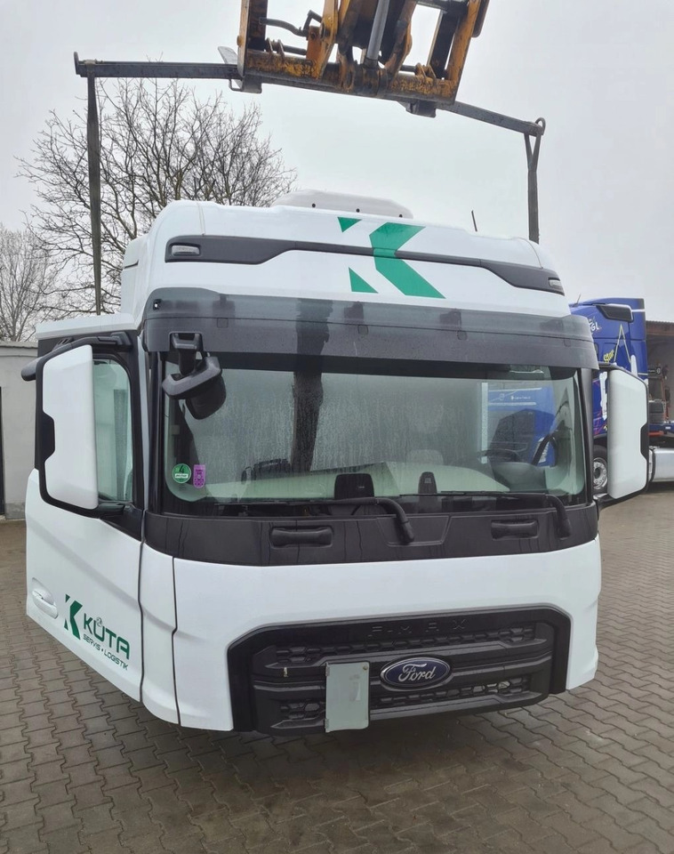 FORD KABINA KOMPLETNA FORD F-MAX TRUCKS CARGO 500 - Cabine pour Camion: photos 2 FORD KABINA KOMPLETNA FORD F-MAX TRUCKS CARGO 500 - Cabine pour Camion: photos 2