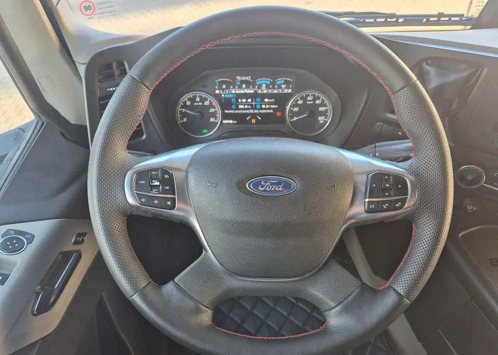 FORD KIEROWNICA WIELOFUNKCYJNA FORD F-MAX TRUCKS 500 - Volant pour Camion: photos 1 FORD KIEROWNICA WIELOFUNKCYJNA FORD F-MAX TRUCKS 500 - Volant pour Camion: photos 1