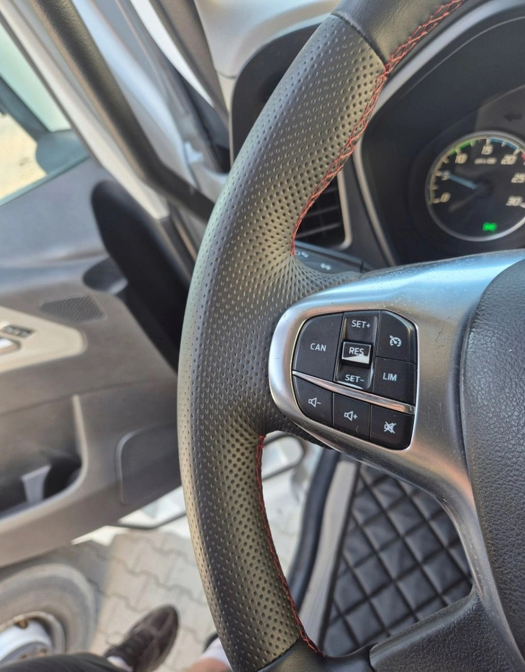 FORD KIEROWNICA WIELOFUNKCYJNA FORD F-MAX TRUCKS 500 - Volant pour Camion: photos 5 FORD KIEROWNICA WIELOFUNKCYJNA FORD F-MAX TRUCKS 500 - Volant pour Camion: photos 5