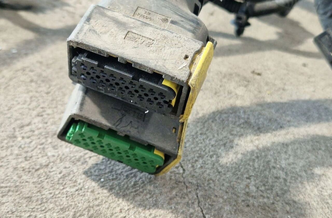 FORD WIĄZKA INSTALACJA RAMY FORD F MAX 5 ROK 2021 - Câble/ Fil pour Camion: photos 4 FORD WIĄZKA INSTALACJA RAMY FORD F MAX 5 ROK 2021 - Câble/ Fil pour Camion: photos 4