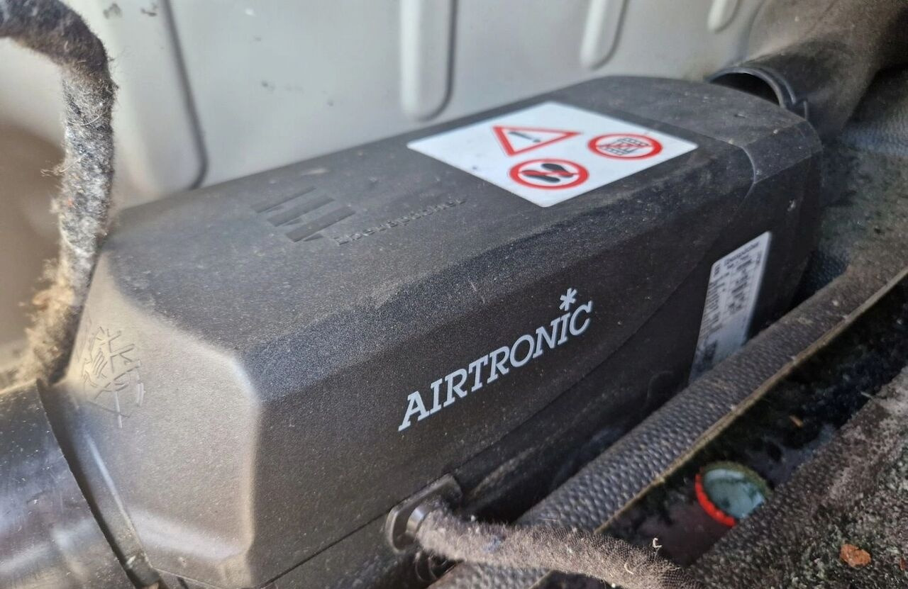 Ford AIRTRONIC   Ford F-MAX - Chauffage/ Ventilation pour Camion: photos 1 Ford AIRTRONIC   Ford F-MAX - Chauffage/ Ventilation pour Camion: photos 1